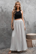 Load image into Gallery viewer, Elastic Waist Pleated Maxi Skirt