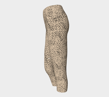 Load image into Gallery viewer, Leopard Yoga Capris